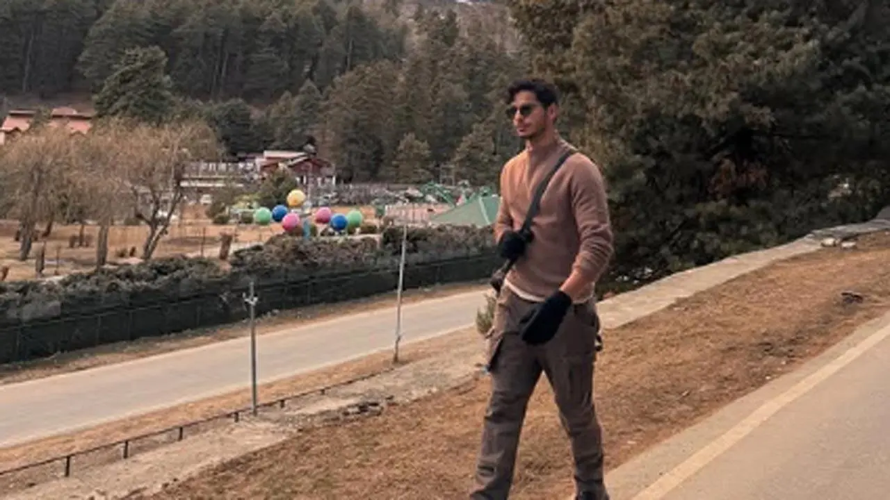 Ishaan Khatter shoots for &quot;something special&quot; in Kashmir, shares stunning pics