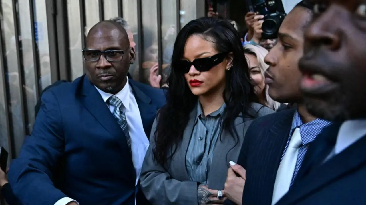 Rihanna snaps at fan who asked an offensive question to A$AP Rocky – watch video