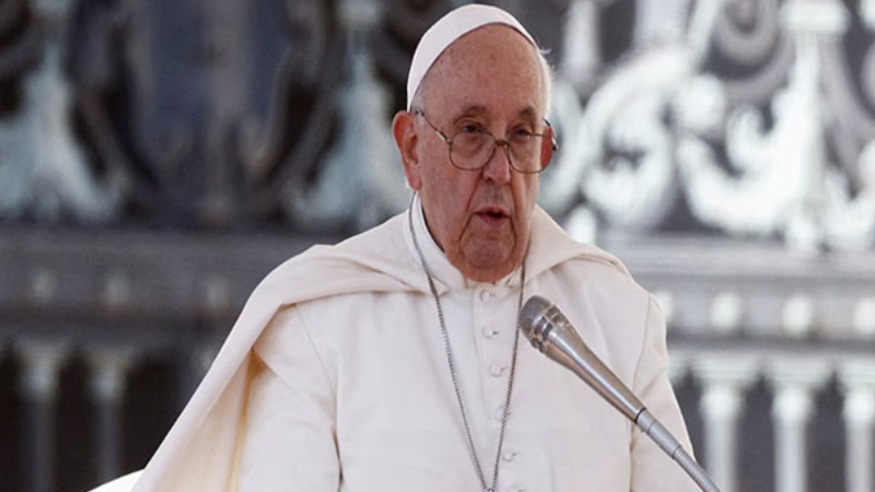 Leonardo DiCaprio, Russell Crowe, more Hollywood stars pay tribute to Pope Francis - Public TV English