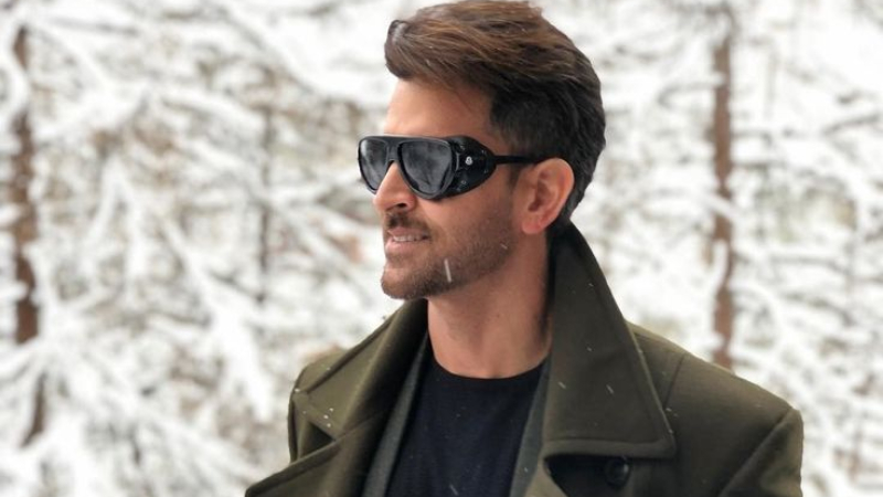 Hrithik Roshan to collaborate with makers of 'KGF', 'Salaar' for Pan-India film - Public TV English